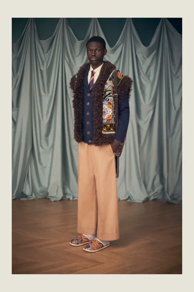 Look 33